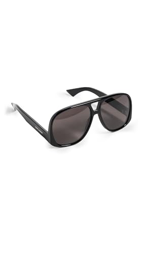 Lunettes de soleil épaisses Saint Laurent l'accessoire idéal des terrasses parisiennes