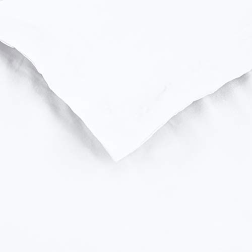 Amazon Basics Lightweight Microfiber 3 Piece Duvet Cover Set with Zipper Closure, Full/Queen, Bright White, Solid