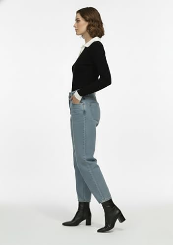 Image of Women's Slim-Fit V-Neck Top with Contrast Collar - High Elasticity Versatile Outfits, Everyday Fashion