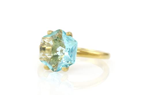 Bague topaze hexagone, le cadeau d'anniversaire idéal pour une femme unique