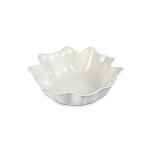 Le Creuset Stoneware Iris Serving Bowl, 15″, Meringue