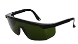 Conception Ergonomique et Confortable:La monture noire legere et les lentilles vert fonce assurent un port agreable. Ces lunettes de protection travail s'adaptent a differentes formes de visage sans pression excessive