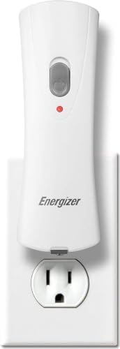 Energizer Auto-On Plug In Light, 1 pack