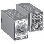 Idec GT5Y-2SN3D12 Time Delay Relays