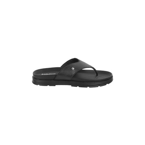 Image of Mochi Men Faux Leather Thong Chappal