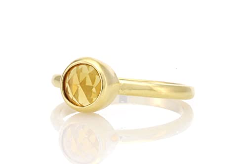 Bague de naissance femme en or avec chaton citrine étincelant