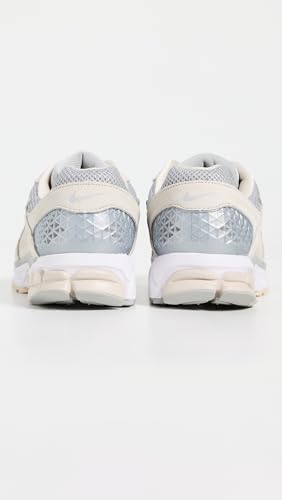 Nike Men's Zoom Vomero 5 Sneakers3
