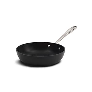 All-Clad Essentials Nonstick Cookware (8.5 Inch Fry Pan) All Clad Essentials Nonstick Cookware 85 Inch Fry Pan