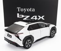 Amazon | サンスター トヨタ bz4x 22 ウィンドチルパーク LHD 1/18