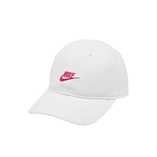 Casquette Nike avec logo cousu au centre et visière semi-courbée