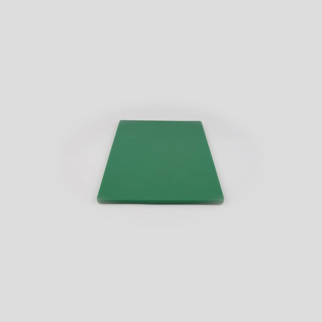 Restaurantware Chef 101 Tabla de cortar rectangular de plástico verde de 45.72 cm x 30.48 cm x 1.27 cm, resistente a rayones, apta para lavavajillas, antideslizante miniatura 7