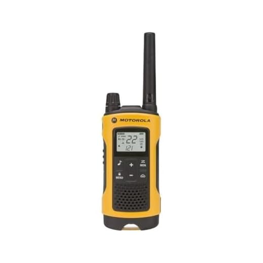 Motorola Talkabout T402 Rechargeable Two-Way Radios (2-Pack)