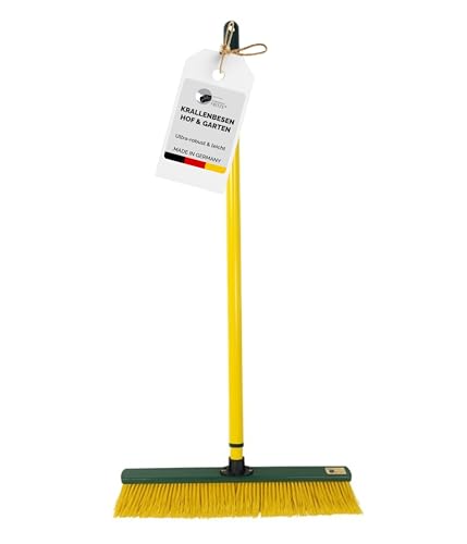 Fritze Krallenbesen Hof & Garten 65 cm Kehrbreite mit Stiel Abgewinkelte Borsten für Laub Nadeln Sand & unebene Böden Ideal für Pflastersteine & Gartenwege Premiumbesen Made in Germany
