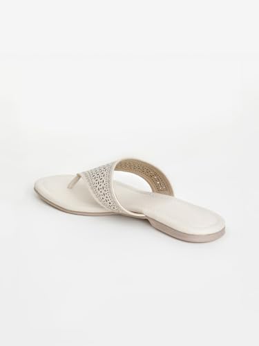Image of MYRA Women's Comfortable Flat Chappal | Laser-cut Party Style Women Flat Chappal - MS1548C