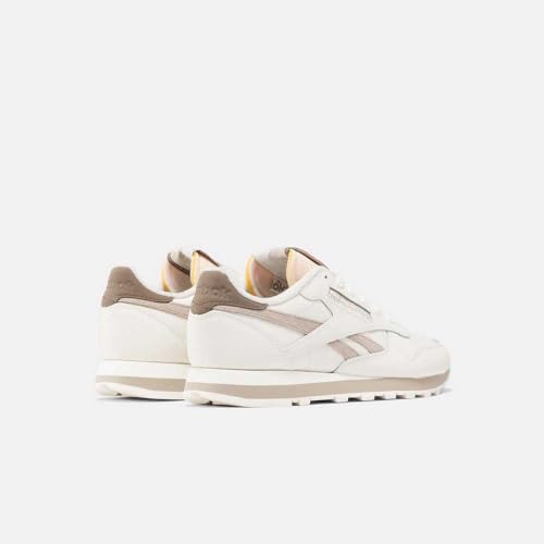 Image of Reebok Women's Classic Leather Trainers, Chalk Ash Utibro, 38 EU