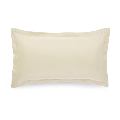 Image of Amazon Basics Lightweight Microfiber 3-Piece Duvet Cover Set with Zipper Closure, King, Beige, Solid