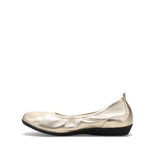 Image of Taos Footwear Women's Chit Chat Flat