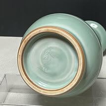 Amazon.co.jp: 加藤渓山 砧青磁 筍 花生 共箱 青磁 花入 茶道具k2909