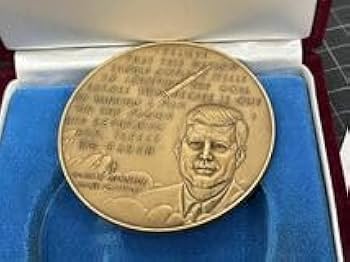 Amazon.co.jp: アポロ11号 月面着陸記念 大型メダル 銅製