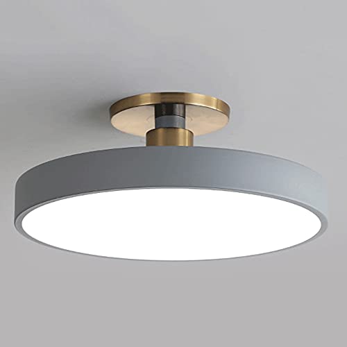 Plafonnier LED tricolore réglable pour éclairer un couloir sombre