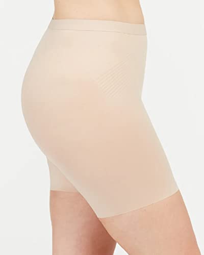 SPANXshape Invisible Girlshort3