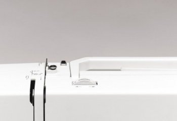 Machine à coudre Singer Confidence 7465 électronique grise et blanche