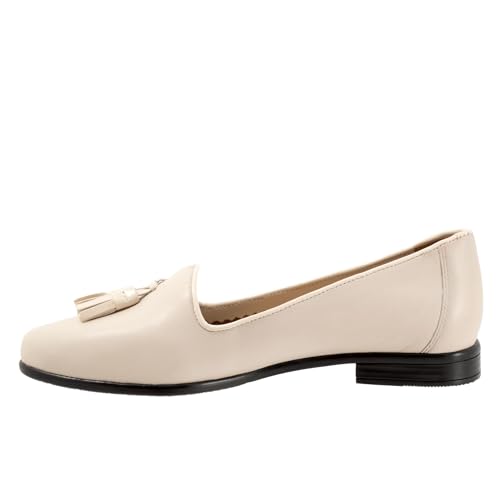 Image of Trotters Women's Liz Tassel Loafer Flat
