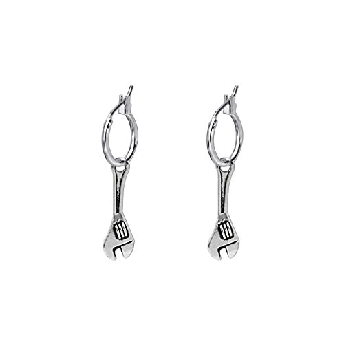 Boucles d'oreilles en argent outils pour remplacer les bijoux classiques ennuyeux