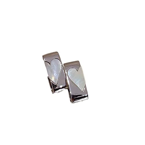 Boucles d'oreilles cœur carrées pour sublimer votre tenue de soirée chic