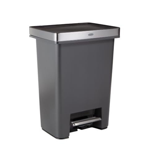 Rubbermaid Premier 19 Gallon Step-On Trash Can