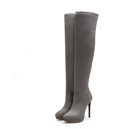 Bottes longues plate-forme au design raffiné et finitions de haute mode