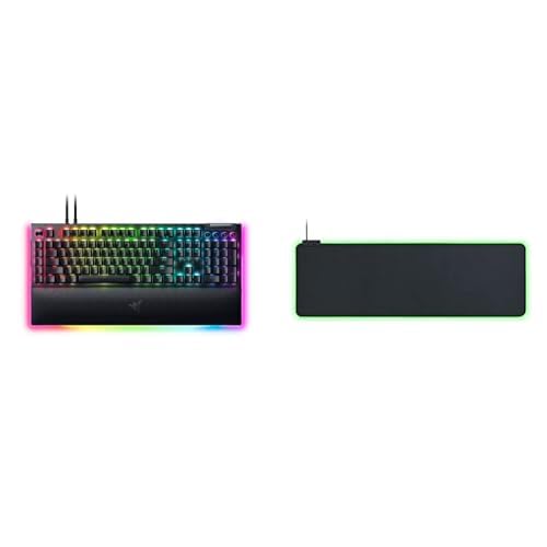 Razer BlackWidow V4 Pro Green Switch US Layout pour aménager un bureau de jeu spacieux et lumineux