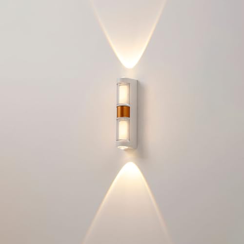 Applique murale LED anti-humidité pour en finir avec les couloirs sombres