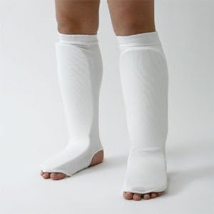 Amazon レッグサポーター Lgs 008 Xsサイズ レガース スネサポーター キックボクシング空手用 Global Sports グローバルスポーツ サポーター