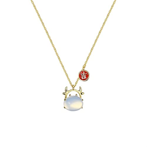 Collier pendre de bœuf mignon idéal pour sublimer vos tenues d'été décontractées