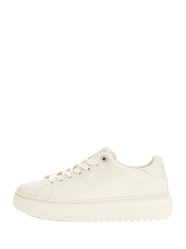Baskets GUESS blanches femme Denesa 12 pour vos tenues de bureau chic