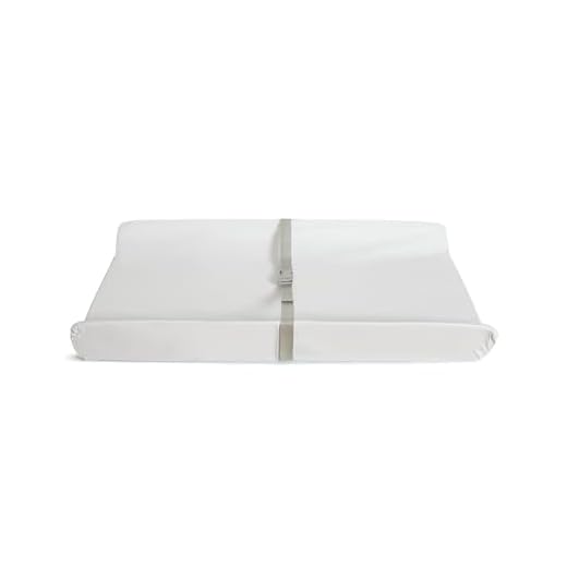 Munchkin Secure Grip Waterproof Diaper Changing Pad, 16" x 31"