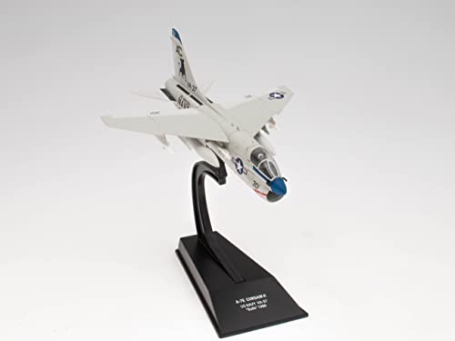 OPO 10 - Military Fighter Aircraft 1/100 A-7E Corsair II US Navy VA-37 Bulls 1980 - USS Saratoga -...
