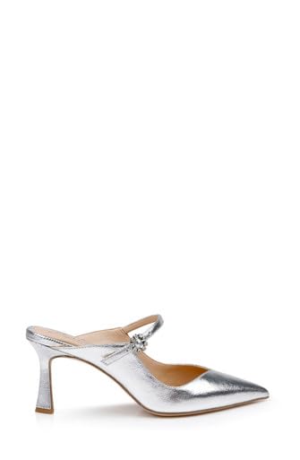 Jewel Badgley Mischka Kaylin Pointed Toe Mule3