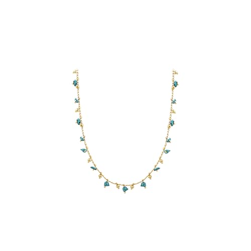 Collier en pierre verte naturelle dore, l'accessoire tendance mode 2025