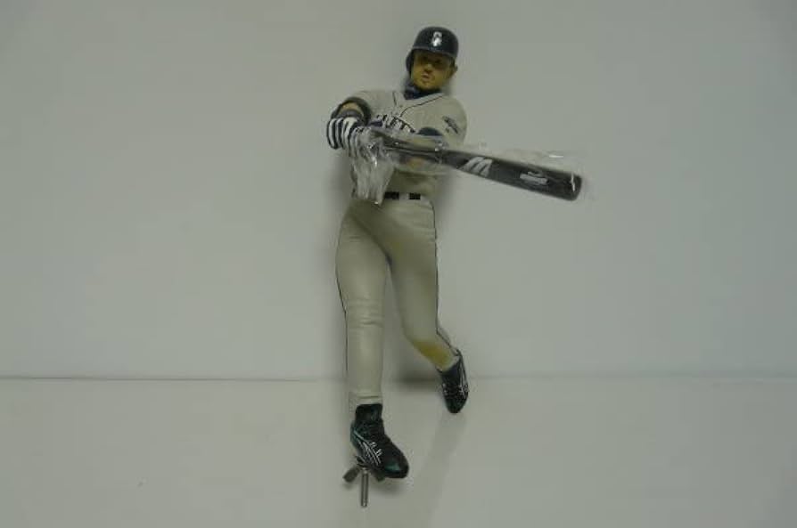 Amazon.co.jp: イチロー メモリアルスタチュー フィギュア