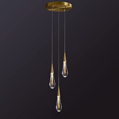 Chandelier cristal plafond design cascade pour valoriser un grand salon lumineux