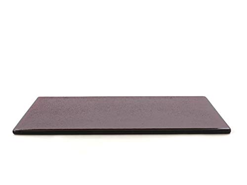 MIYAZAKI - Japanisches Servier-Tablet Shuin aus Toki-Porzellan. Rechteckig, rot, aus der Tafelgeschirr Serie Shuin Cover