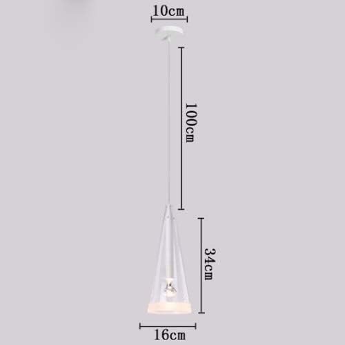 Lampe de plafond blanche en verre pour sublimer votre escalier