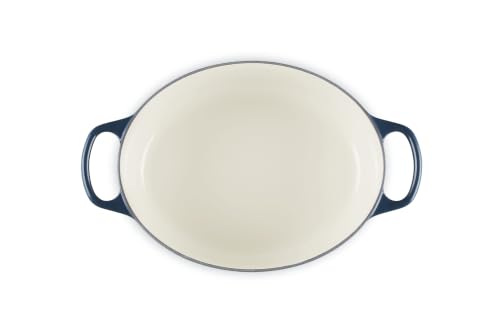 Le Creuset Signature emaillierte Gusseisen-Auflaufform, oval, mit Deckel, 29 cm, 4,7 Liter, Nuit – Ansicht 5