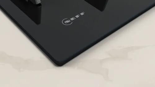NEFF, N70, T27PIQ4S0, Piano cottura a gas da 75 cm con 5 fuochi, bruciatore wok da 4,0 kW, FlameSelect ottimizzato, 5 supporti per pentole in ghisa lavabili in lavastoviglie, quadranti spada metallici