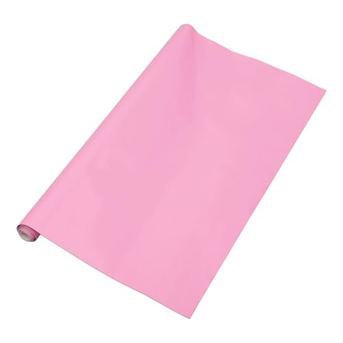 Masquer rayures voiture avec le film vinyle rose mat PVC protecteur