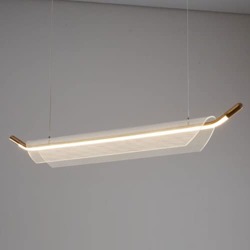 Plafonnier suspension longue or et noir au minimalisme haut de gamme