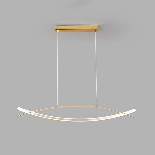 Luminaire suspendu dimmable au-dessus de la table de salle à manger