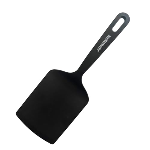 Fackelmann Fenix Lasagne-Spatel, 100% recyceltes RPET-Material, recycelbarer Kunststoff mit hoher Hitzebeständigkeit bis 230 °C, hohe Haltbarkeit, kratzfest, Schwarz, 30 cm, 1 Stück